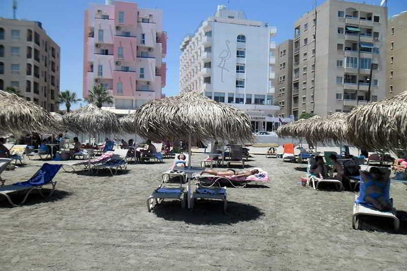 Flamingo Beach Hotel Larnaca Esterno foto