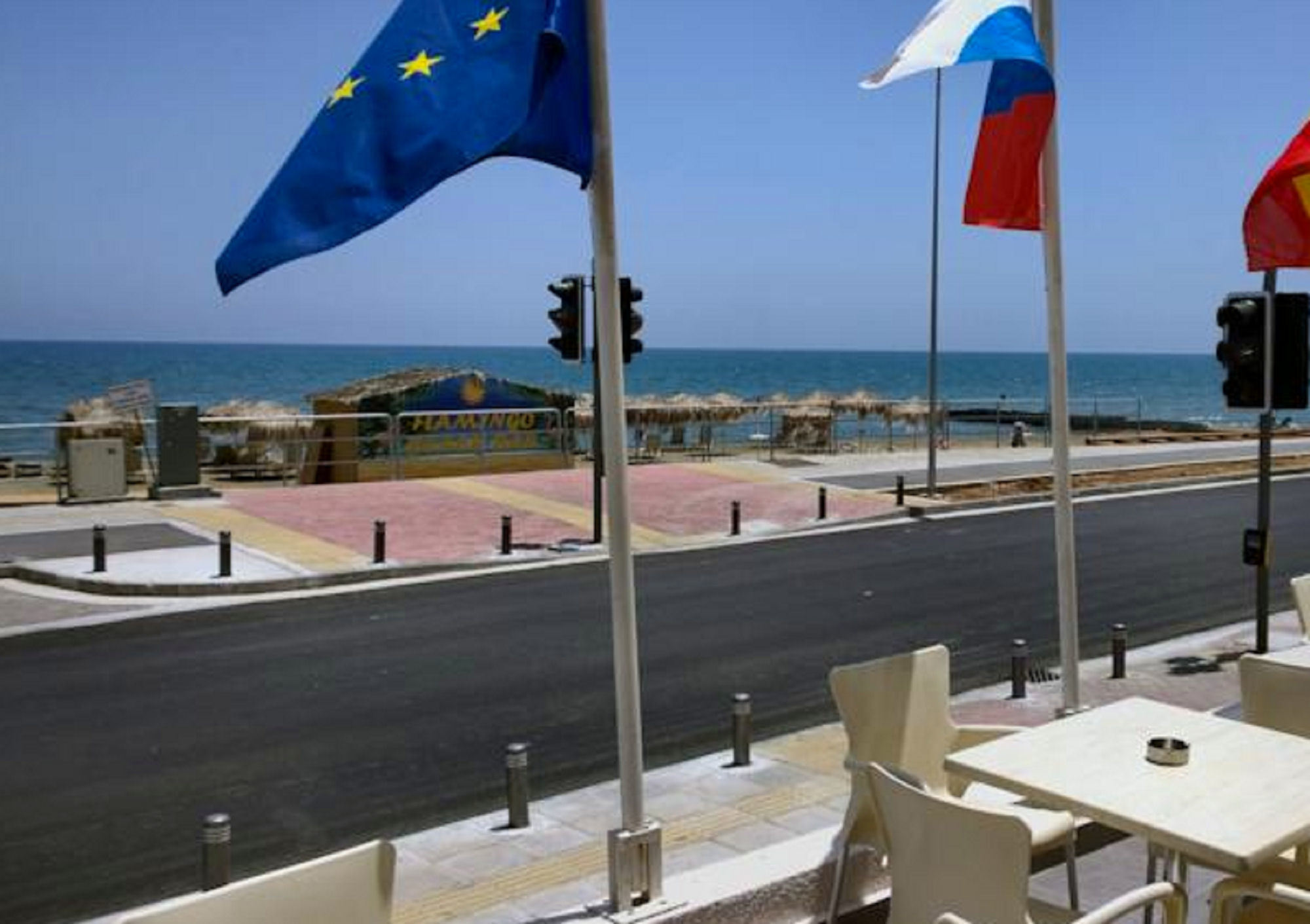 Flamingo Beach Hotel Larnaca Esterno foto