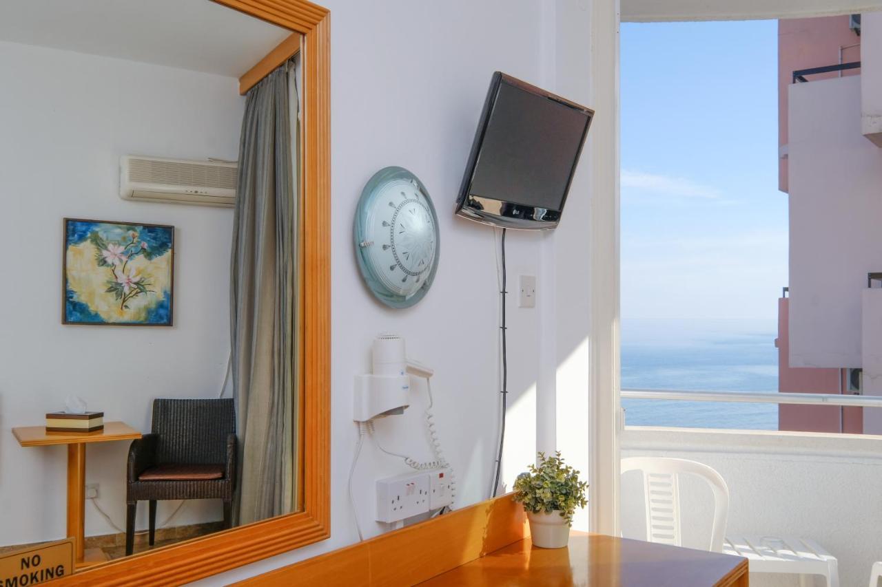 Flamingo Beach Hotel Larnaca Esterno foto