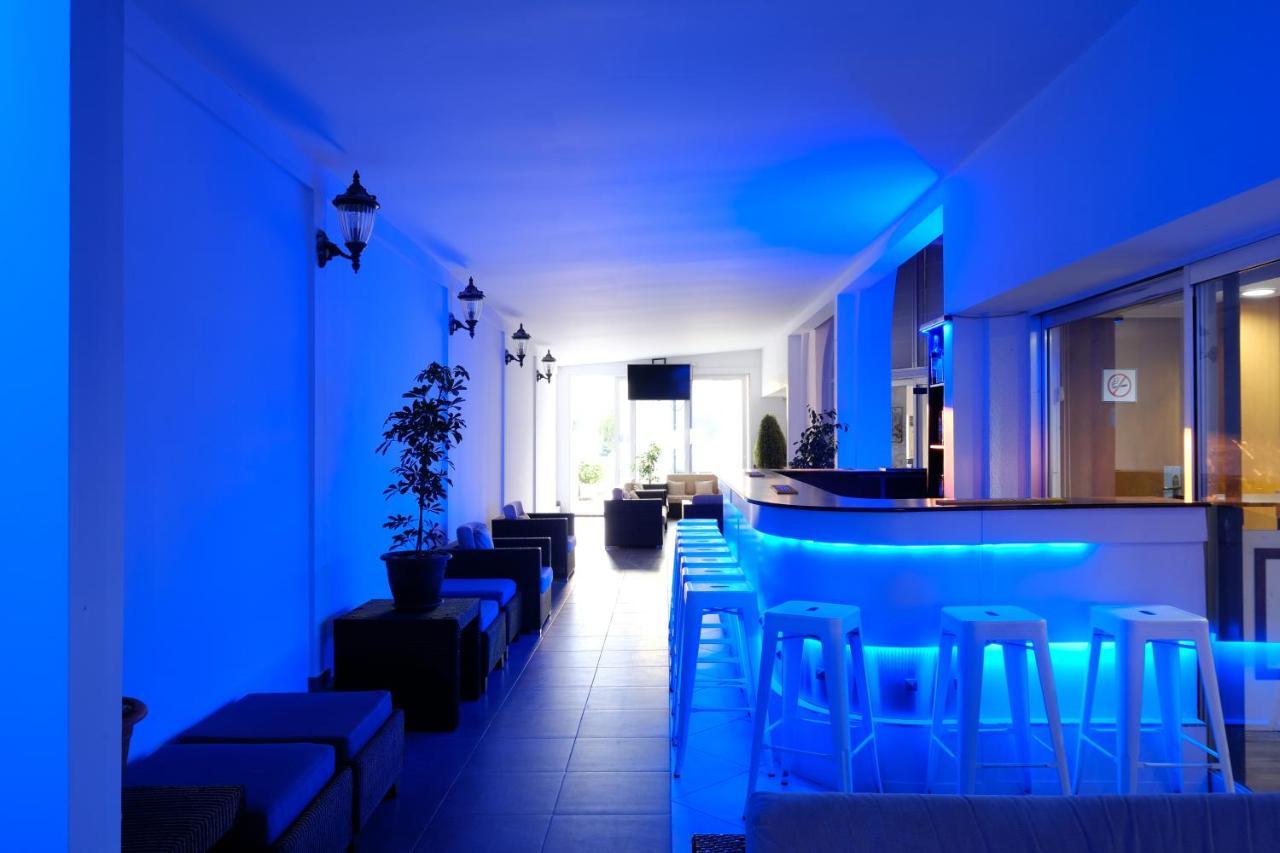 Flamingo Beach Hotel Larnaca Esterno foto