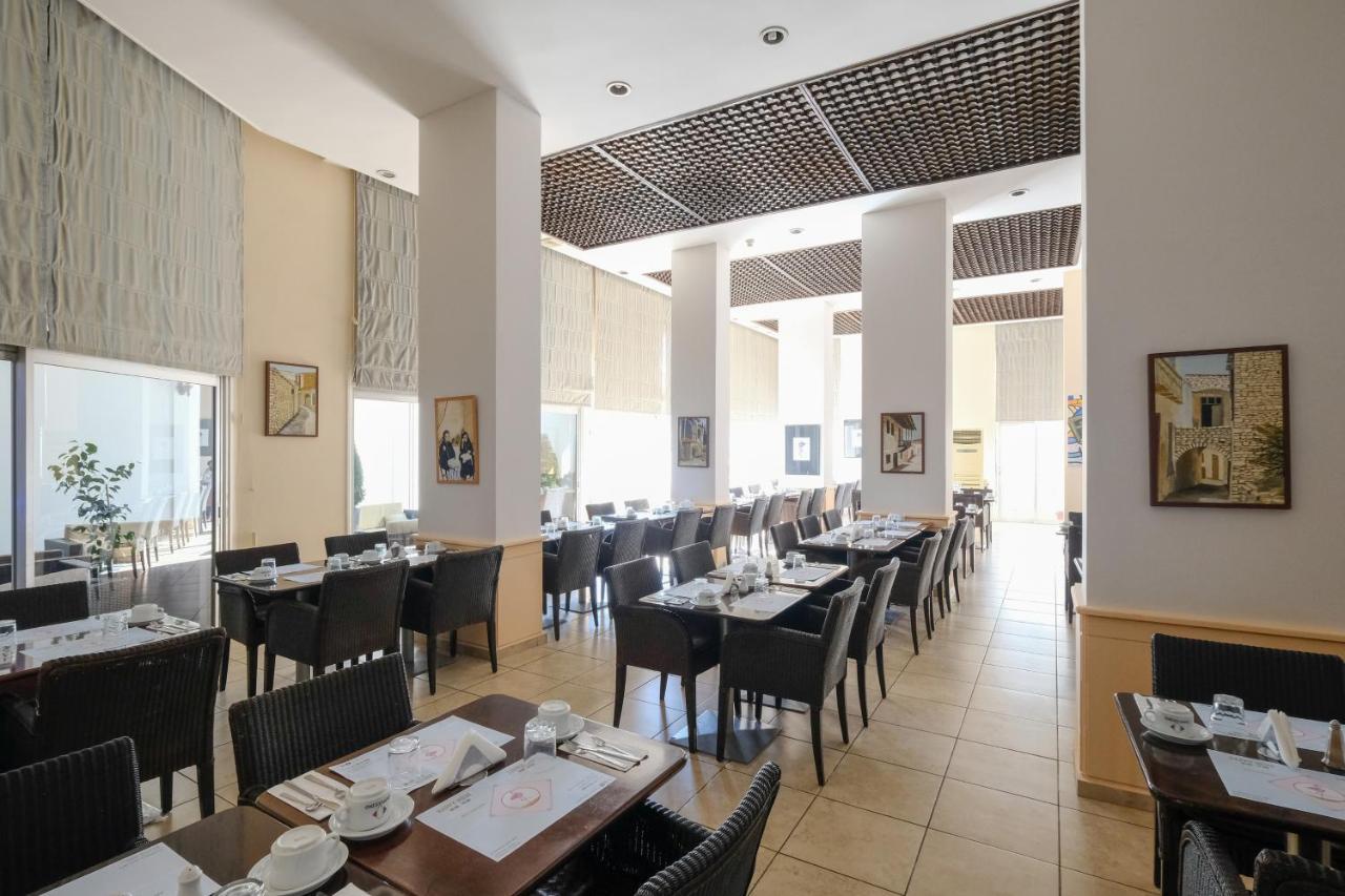 Flamingo Beach Hotel Larnaca Esterno foto